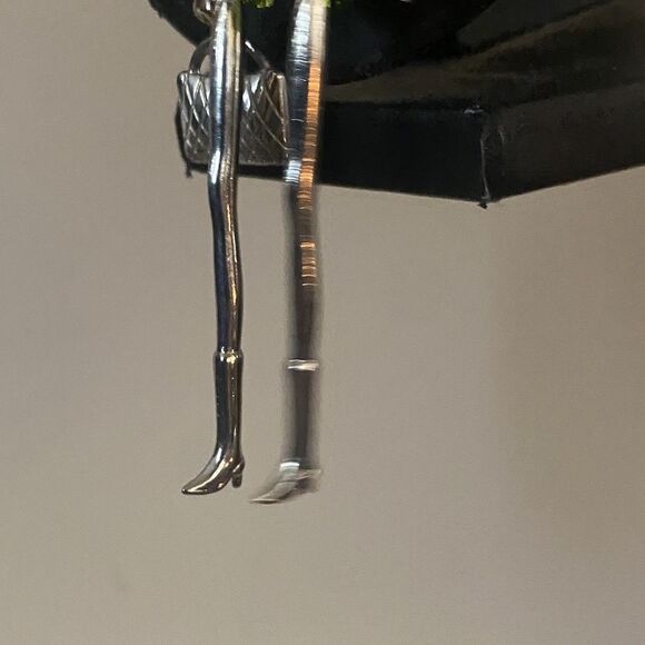 French Fashion Doll Dangling Pendant Necklace Silver Tone Beaded Dress Bag Green - Picture 7 of 12